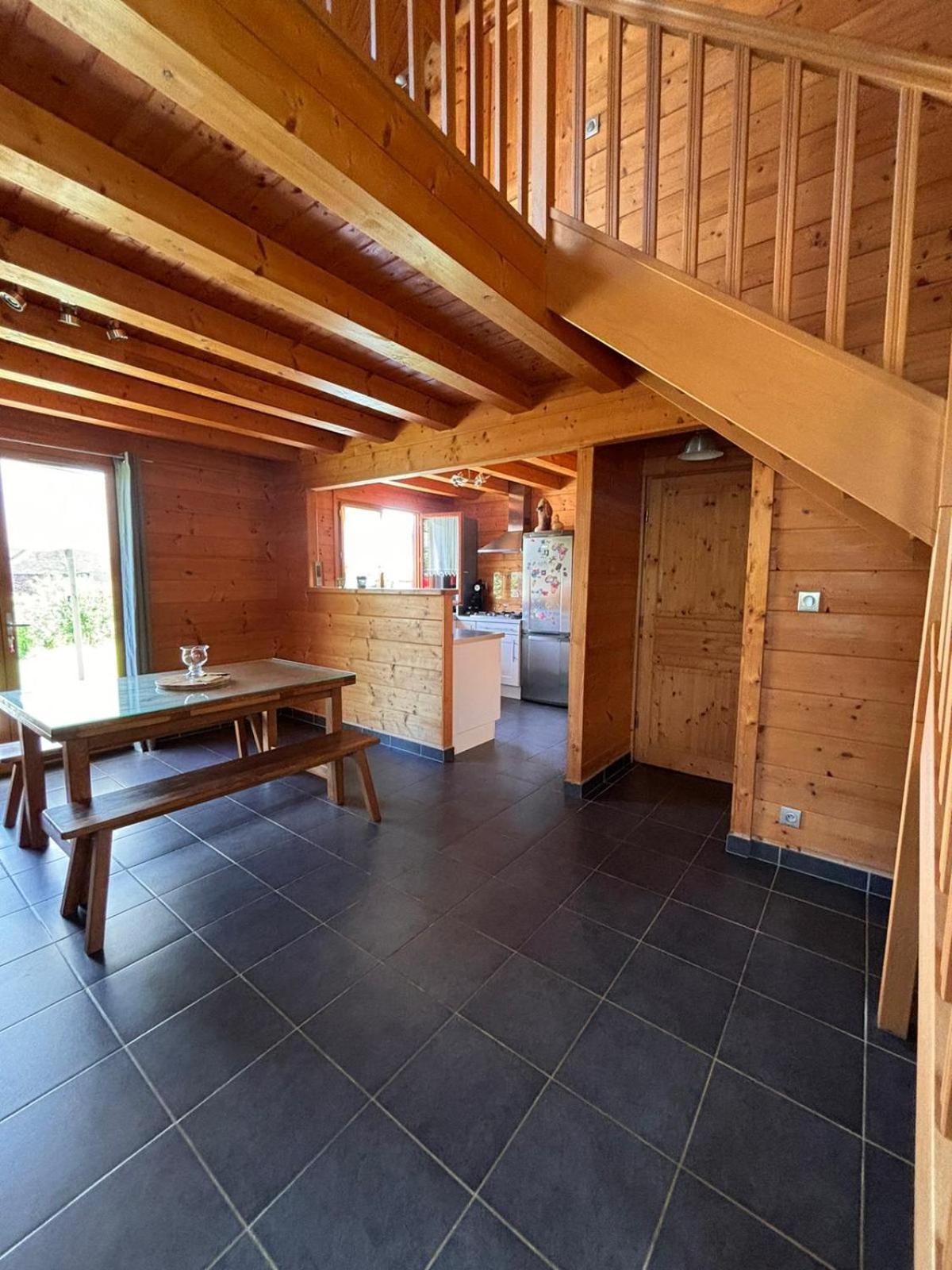 Maison Ecoresponsable Classee 3 Etoiles Avec Son Jardin Clos 栋济 外观 照片