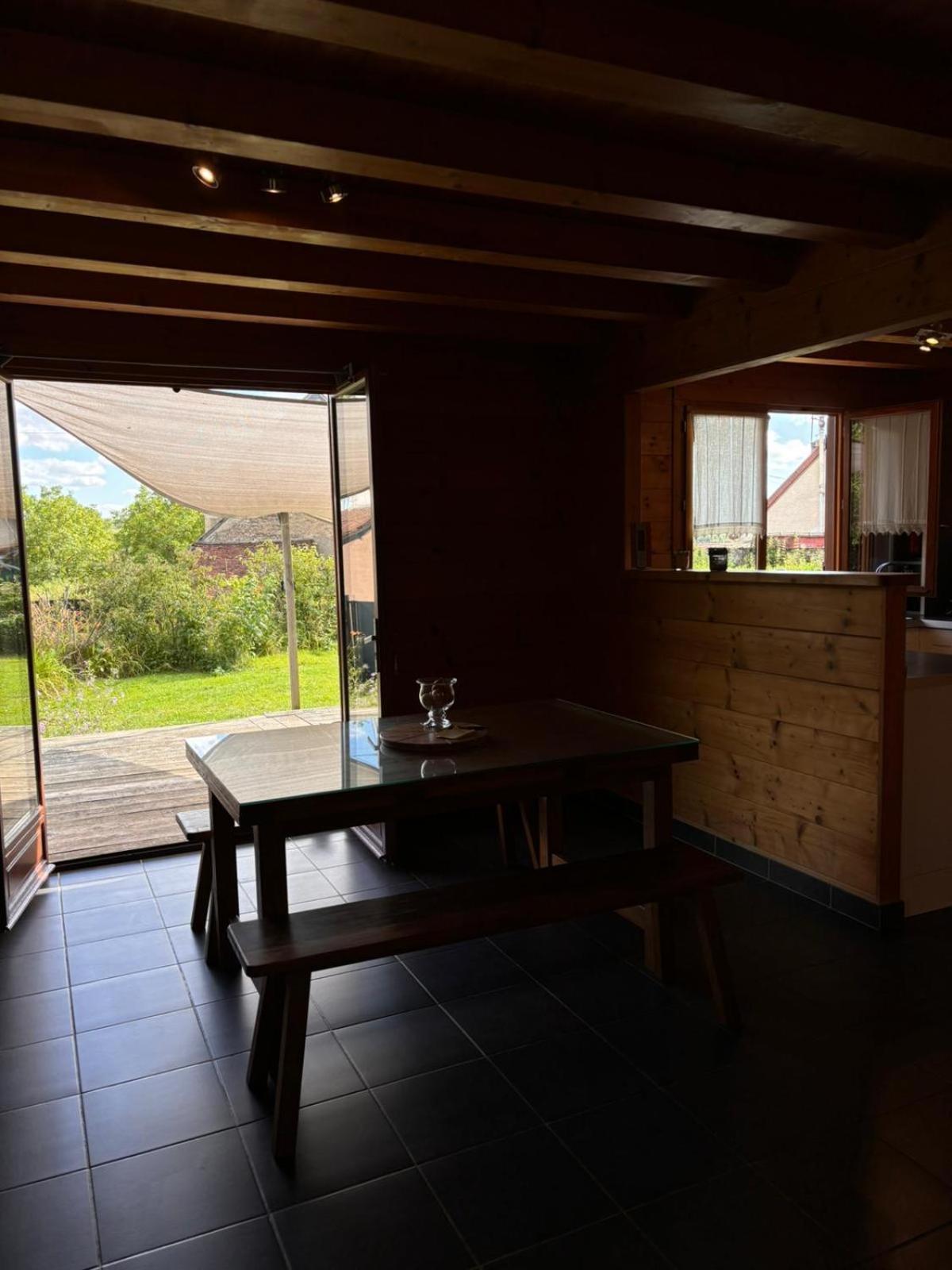 Maison Ecoresponsable Classee 3 Etoiles Avec Son Jardin Clos 栋济 外观 照片